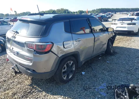 2018 Jeep Compass Trailhawk 4X4 z USA, uszkodzony, nr VIN 3C4NJDDB9JT169184